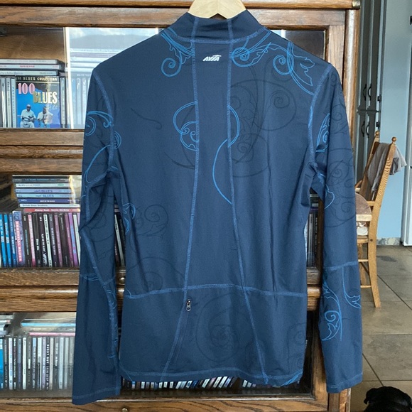 Avia Running/First Layer Top - Size Large - Picture 1 of 6
